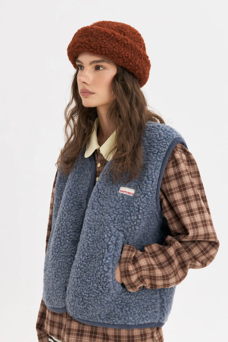 [pl][Modelka ma 179 cm wzrostu i nosi rozmiar S] [en][The model is 179 cm tall and wears size S] [de][Das Model ist 179 cm groß und trägt Größe S]  wełniana kamizelka merino damska baltic niebieska merino wool vest gillet sleeveless merinowolle weste