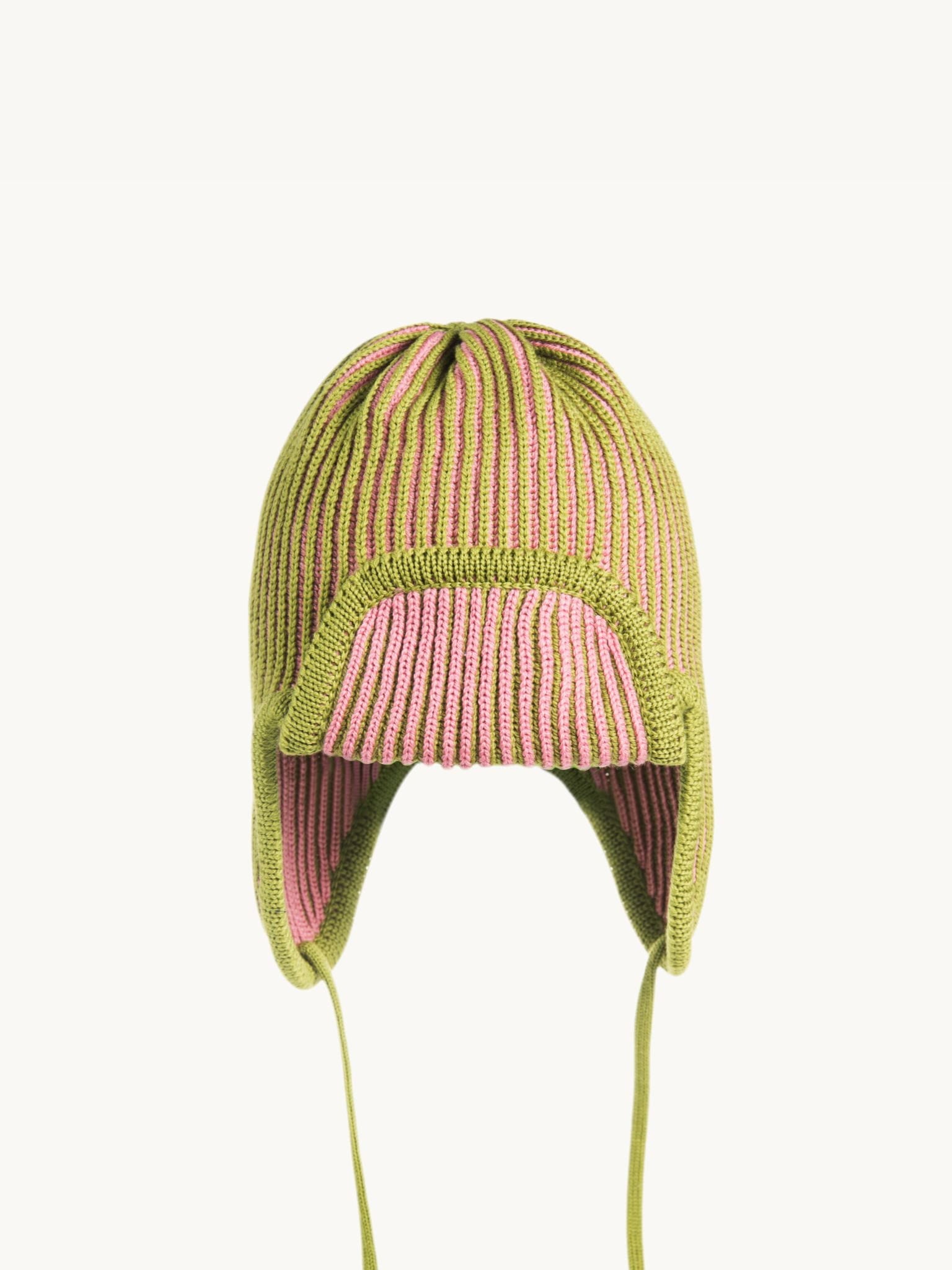 dziecięca czapka pilotka wełniana merino pink pine różowo zielona wool cap przód detal