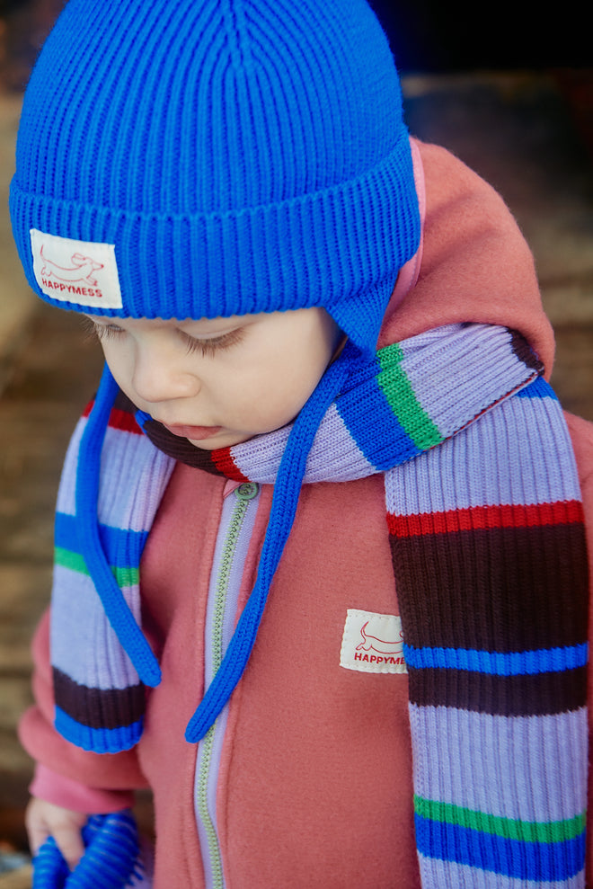 wełniana merino czapka dziecięca wiązana kobaltowa niebieska cobalt wool hat beanie dziecko szalik kurtka cinnamon