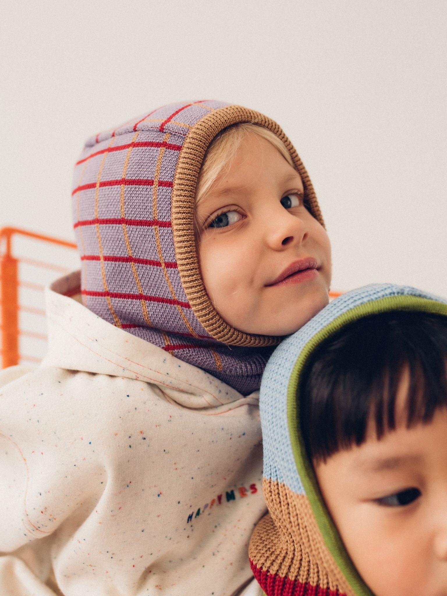 dziecięca kominiarka komin merino wełniany icy lilac fioletowy w kratkę  wool balaclava dziecki bluza confetti