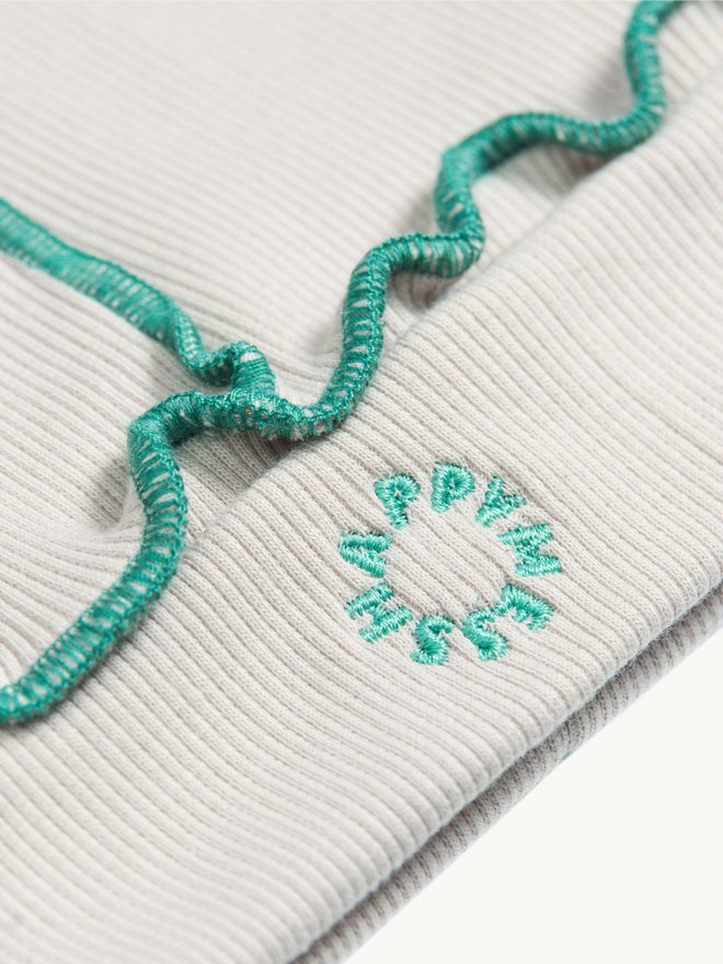 dziecięca czapka beanie bawełniana zielona detale cotton hat creamy avocado detal