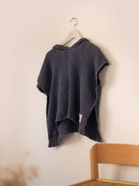 ponczo waflowe dzieciece lniane kąpielowe poncho blueberry granatowe 
