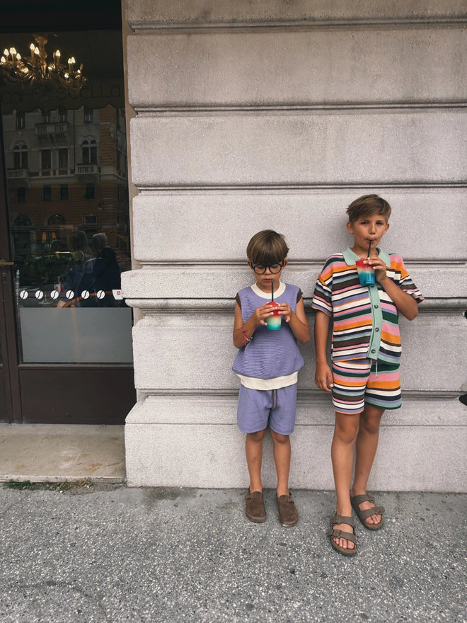dziecięce letnie dzianinowe spodenki szorty fioletowe bawełniane bawełna organiczna organic cotton crochete shorts sunwashed lilac kindershorts bio-baumwolle