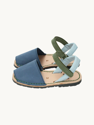 dziecięce sandały minorki skórzane nubuck minorcan sandals leather niebieskie seaside bok
