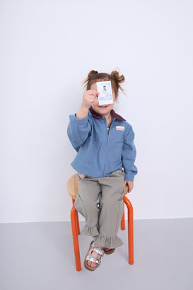 spodnie dziecięce w kratę z falbanką foggy brown brązowe vichy outfit katana niebieska