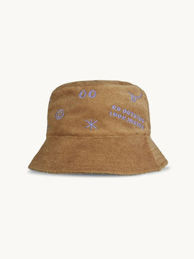 dziecięcy kapelusz frotowy karmelowy beżowy caramel bawełna organiczna organic cotton hat bucket fioletowy haft