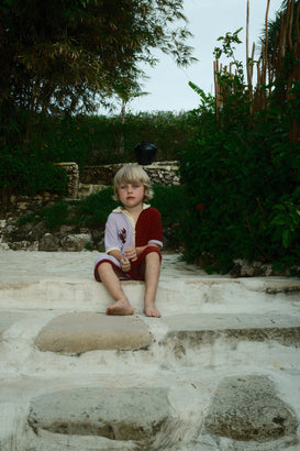 [Model ma 106 cm wzrostu i nosi rozmiar 5-6 lat] dziecięcy kombinezon frotowy colour block bawełna organiczna organic cotton terry jumpsuit overall chłopiec dziecko