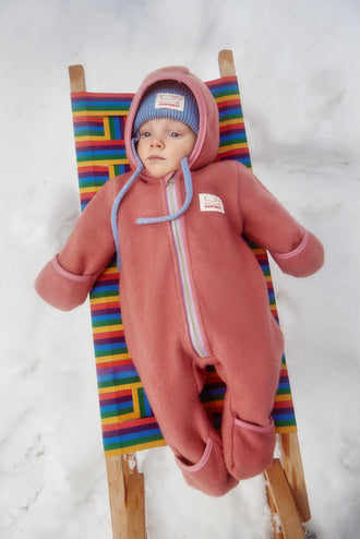 dziecięcy kombinezon wełniany cinnamon wełna merino czapka dziecko merino wool jumpsuit overall