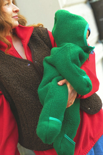 dziecięcy kombinezon wełna merino forest green zielony wool overall jumpsuit mama dziecko kamizelka chocolate brown