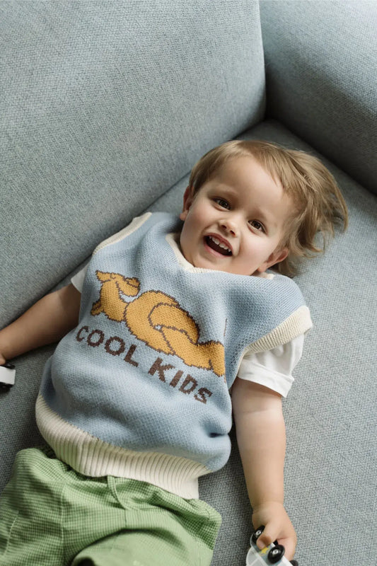 kamizelka bawełniana dziecięca jamnik przód bezrękawnik dziecko outfit spodnie matcha green