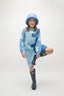 kapelusz wełniany merino dziecięcy wool bucket hat ice blue niebieski dziecko dziewczynka outfit ogrodniczki sweter cloudy