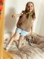dziecięca wełniana kamizelka merino hazelnut beżowa wool vest gilet slevless 