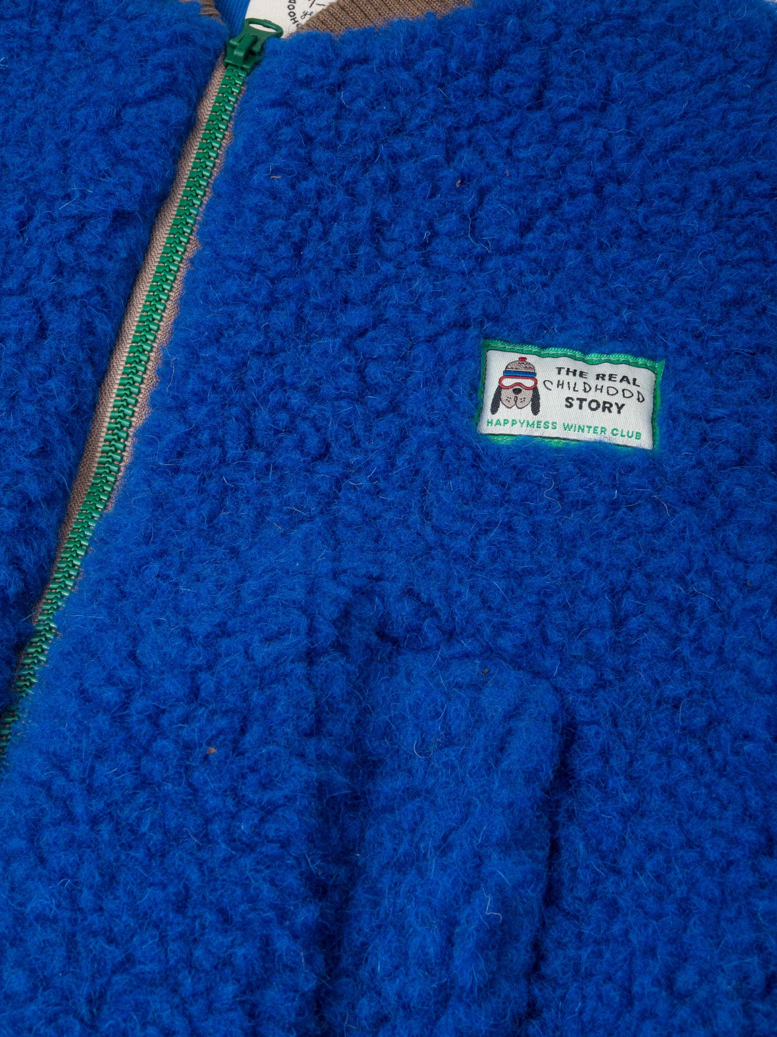 kurtka dziecięca bomberka cobalt kobaltowa niebieska wełniana merino przód detal logo 