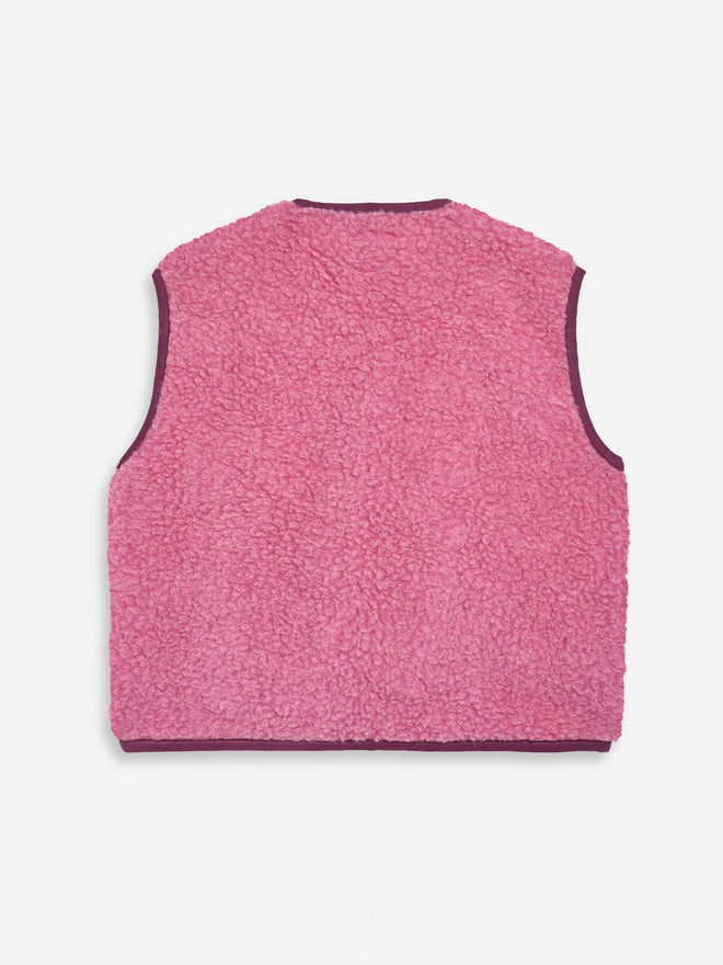 kamizelka wełniana merino unisex dusty pink modelka outfit wool vest gilet weste wollweste tył