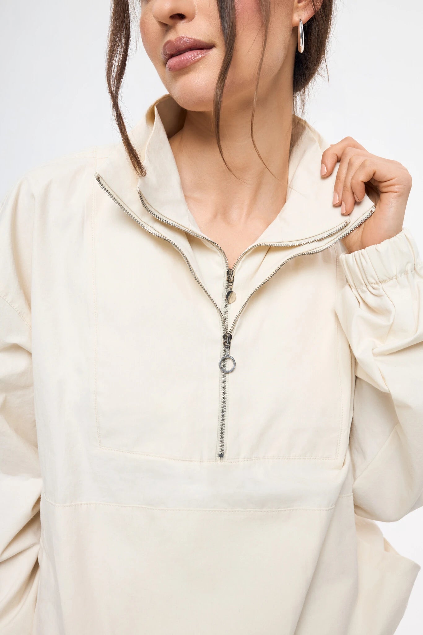bawełniana beżowa ortalionowa kurtka cotton beige jacket jacke zestaw set lisbon light detal zamki