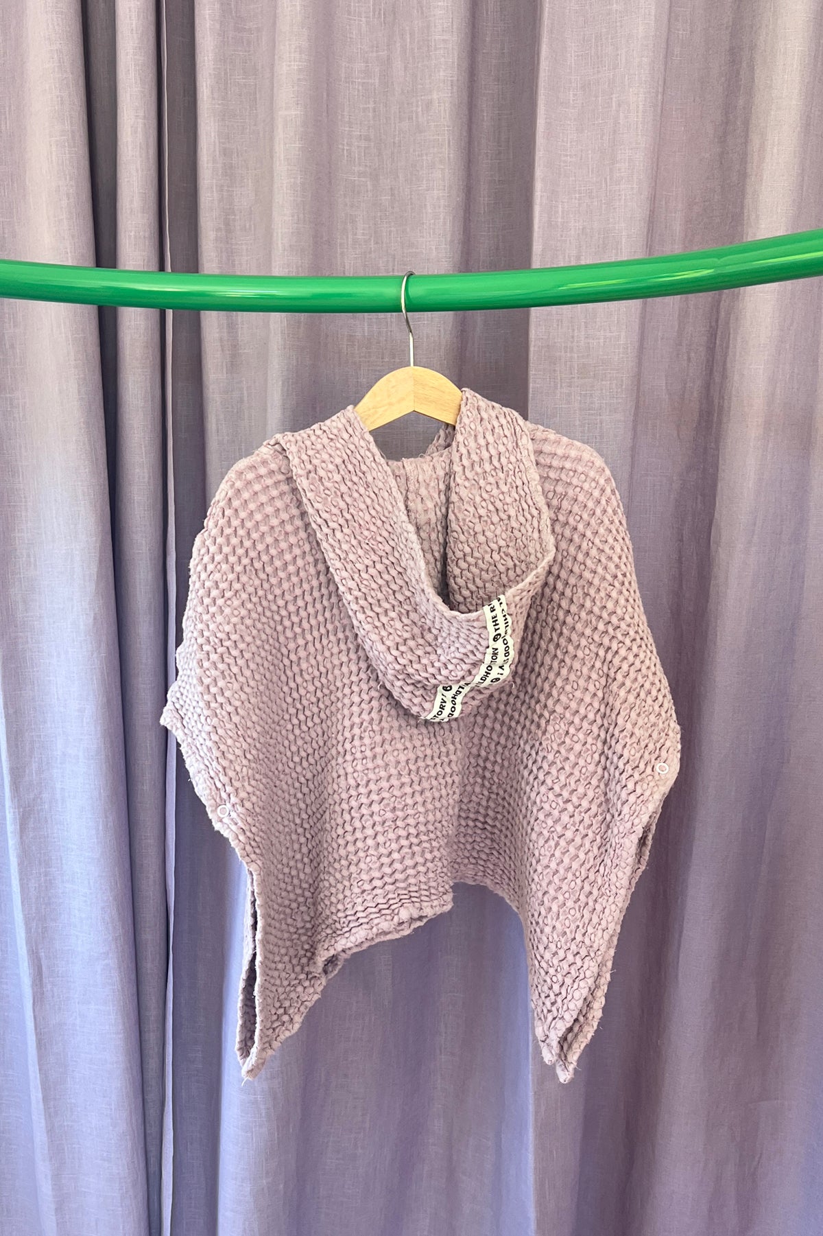 ponczo waflowe dziecięce lniane outlet 
lavender lawendowe tył brak wszywki z rozmiarem