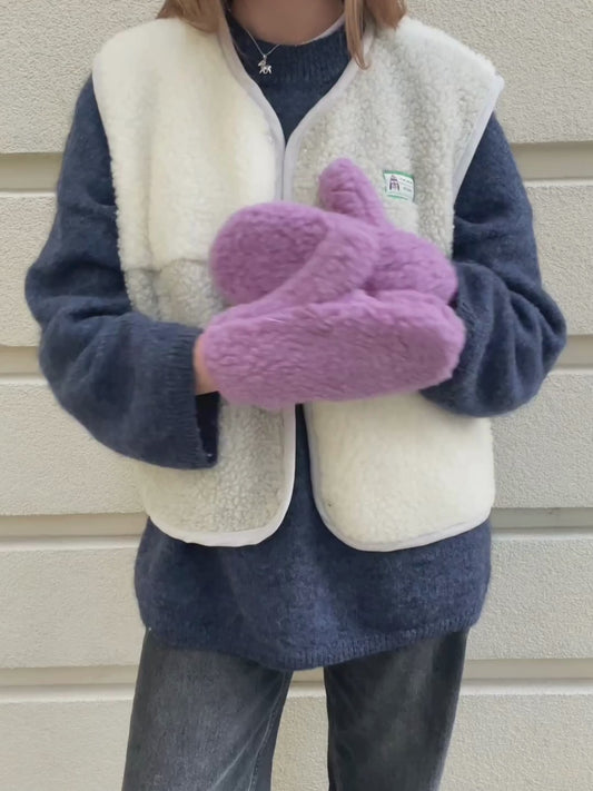 wełniane rękawiczki z klapką merino adult lilac cloud fioletowe wool mittens kamizelka szachownica stylizacja