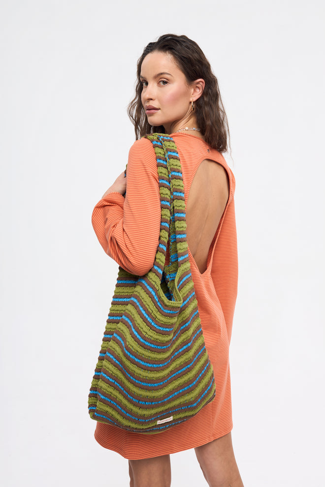 [pl][Modelka ma 174 cm i nosi rozmiar S] [en][The model is 174 cm and wears size S] [de][Das Model ist 174 cm groß und trägt Größe S] bawełniana pomarańczowa sukienka mini w paski trapezowa women's cotton dress baumwoll minikleid damenkleid kleid