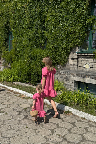 dziecięca sukienka w kratę różowa z falbanką wild berry matchy stylizacja mama córka dziecko dziewczynka 