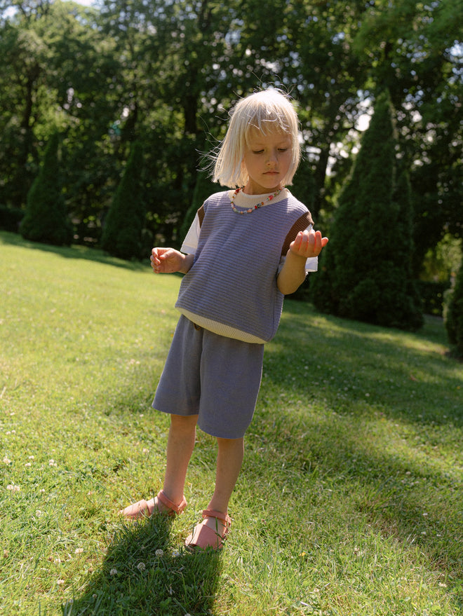 dziecięce letnie dzianinowe spodenki szorty fioletowe bawełniane bawełna organiczna organic cotton crochete shorts sunwashed lilac kindershorts bio-baumwolle