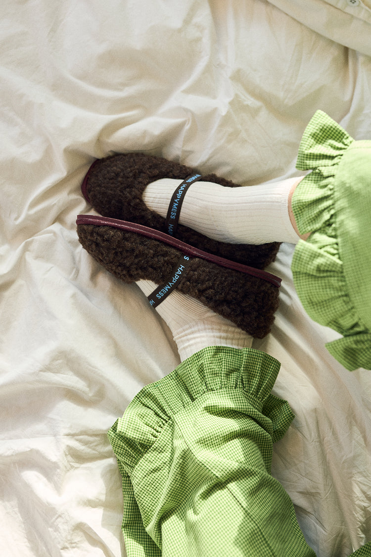 damskie wełniane kapcie merino brązowe women's wool slippers chocolate brown outfit