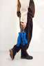 wełniane rękawiczki merino z gumką cobalt niebieskie granatowe wool mittens outfit stylizacja kamizelka