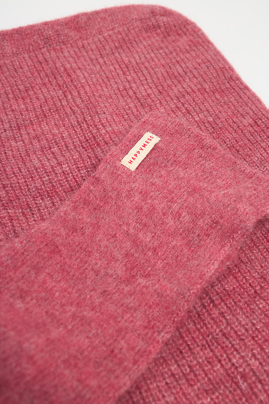 wełniany kaptur z szalikiem różowy dusty rose wool hood with scarf  detal logo